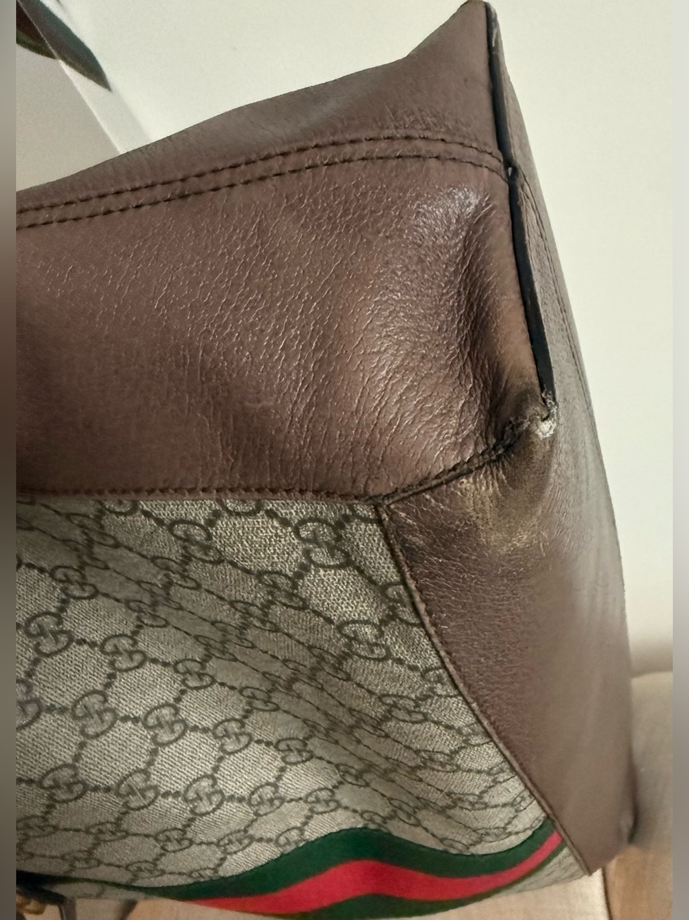 Gucci Beige GG Supreme Tote Large - Picture 5 of 16
